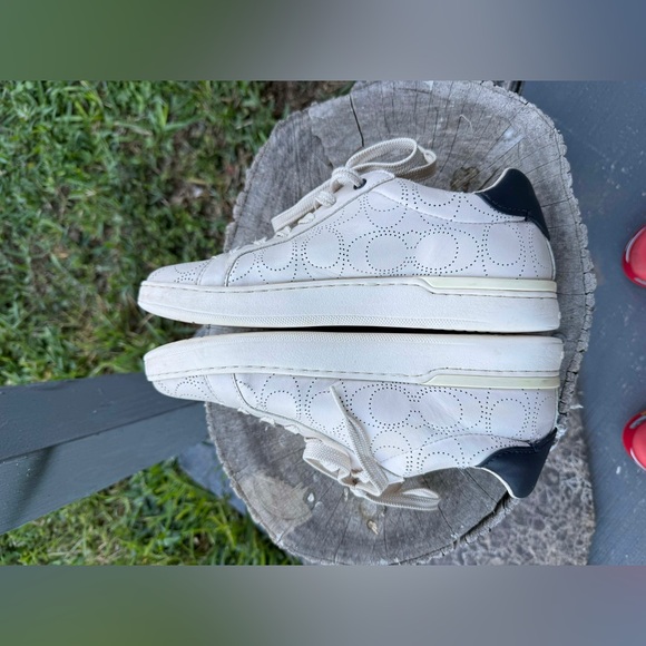 COACH Clip Low Top Sneaker Size 8 B - Picture 9 of 12